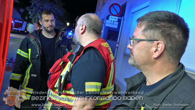 20250921_Nchtlicher Brand in Baden Ortsteil Leesdorf Foto: Stefan Schneider BFKDO BADEN