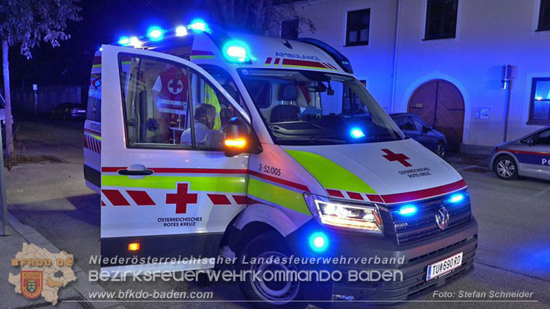 20250921_Nchtlicher Brand in Baden Ortsteil Leesdorf Foto: Stefan Schneider BFKDO BADEN