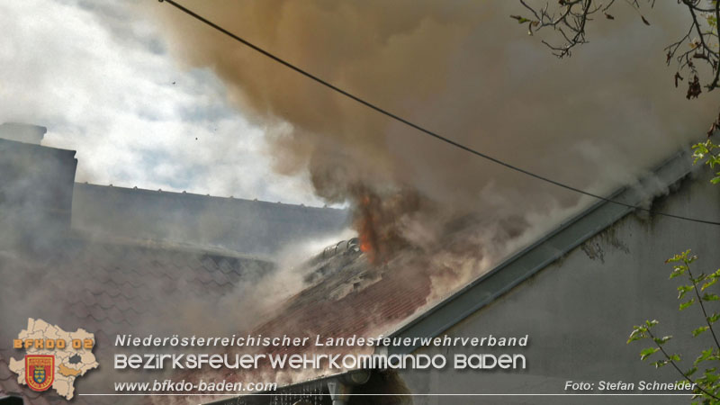 20251012_Wohnhausbrand in Schönau fordert Einsatzkräfte Foto: Stefan Schneider BFKDO BADEN 20251012_Wohnhausbrand in Schönau fordert Einsatzkräfte Foto: Stefan Schneider BFKDO BADEN
