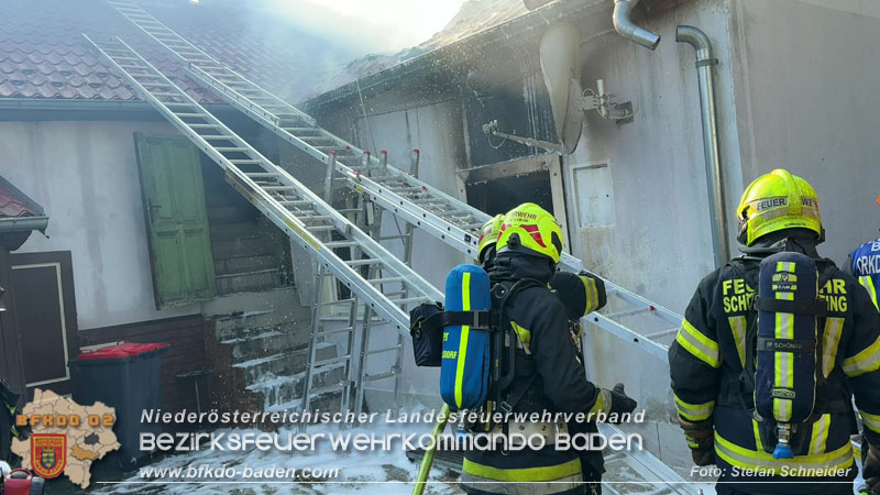 20251012_Wohnhausbrand in Schönau fordert Einsatzkräfte Foto: Stefan Schneider BFKDO BADEN 20251012_Wohnhausbrand in Schönau fordert Einsatzkräfte Foto: Stefan Schneider BFKDO BADEN