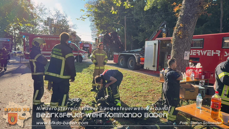 20251012_Wohnhausbrand in Schönau fordert Einsatzkräfte Foto: Stefan Schneider BFKDO BADEN 20251012_Wohnhausbrand in Schönau fordert Einsatzkräfte Foto: Stefan Schneider BFKDO BADEN 20251012_Wohnhausbrand in Schönau fordert Einsatzkräfte Foto: Stefan Schneider BFKDO BADEN 20251012_Wohnhausbrand in Schönau fordert Einsatzkräfte Foto: Stefan Schneider BFKDO BADEN