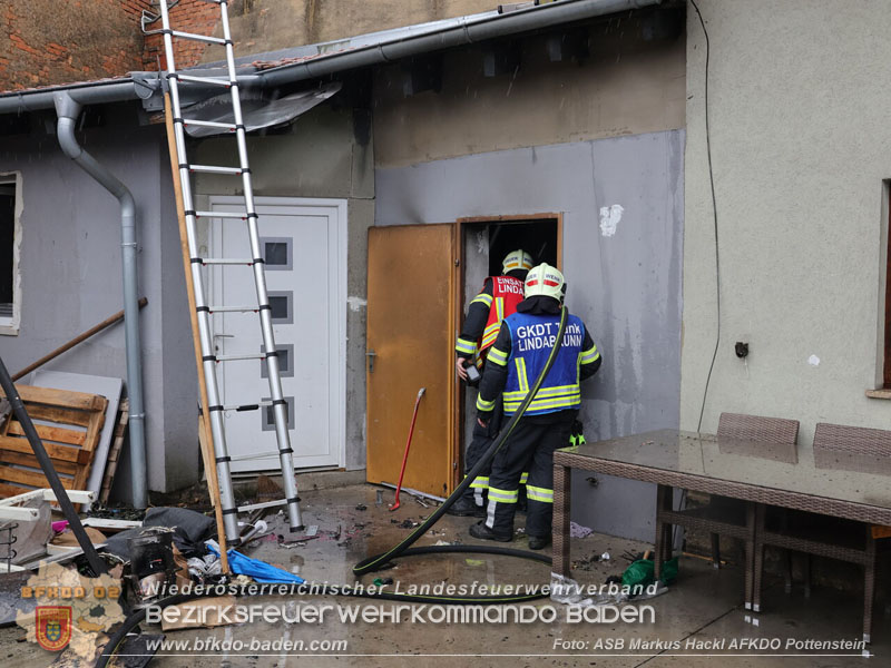 20251026_Gebäudebrand in Lindabrunn Foto: ASB Markus Hackl 20251026_Gebäudebrand in Lindabrunn Foto: ASB Markus Hackl
