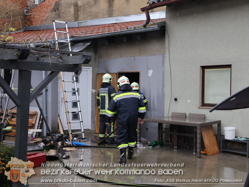 20251026_Gebäudebrand in Lindabrunn Foto: ASB Markus Hackl 20251026_Gebäudebrand in Lindabrunn Foto: ASB Markus Hackl