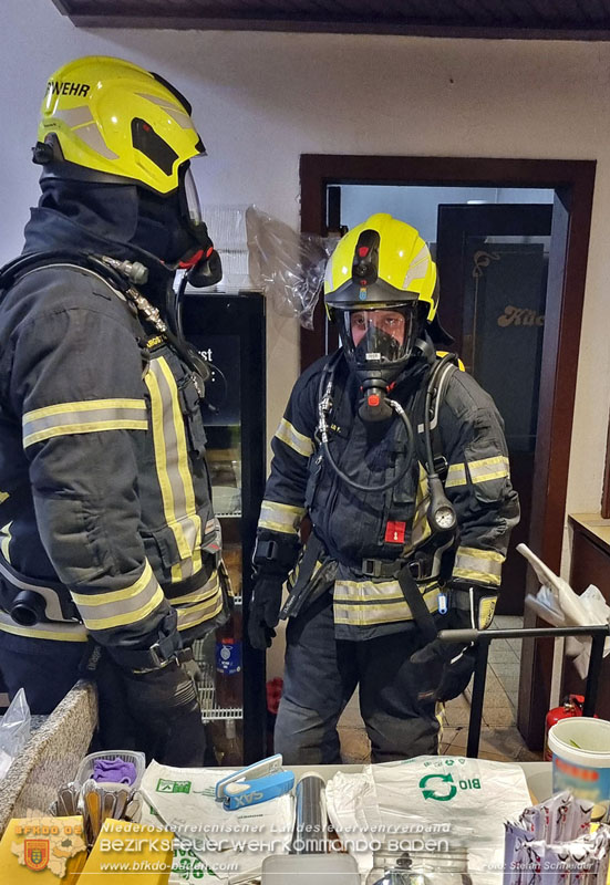 20251108_K�chenbrand in einem Restaurant in Tribuswinkel   Foto: Stefan Schneider BFKDO BADEN