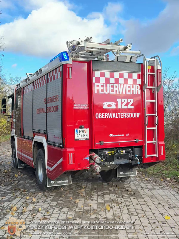 20251118_Notwasserversorgung fr Pferde eines Reitstalls in Oberwaltersdorf   Foto: Stefan  Schneider BFKDO BADEN