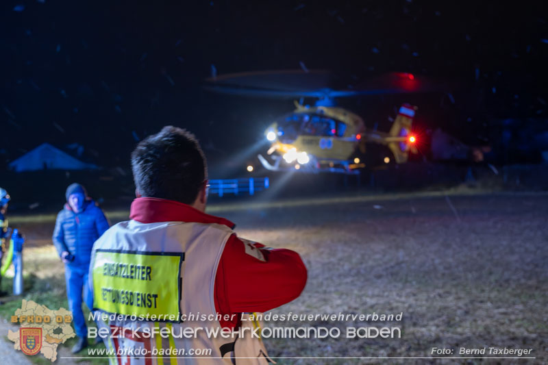 20251120_Wohnhausbrand in Enzesfeld Foto: Bernd Taxberger BFK Presseteam 20251120_Wohnhausbrand in Enzesfeld Foto: Bernd Taxberger BFK Presseteam