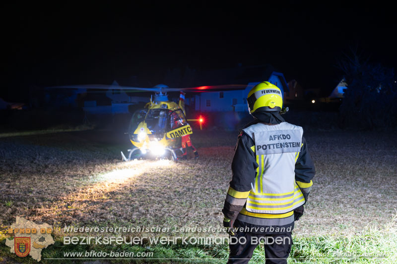 20251120_Wohnhausbrand in Enzesfeld Foto: Bernd Taxberger BFK Presseteam 20251120_Wohnhausbrand in Enzesfeld Foto: Bernd Taxberger BFK Presseteam
