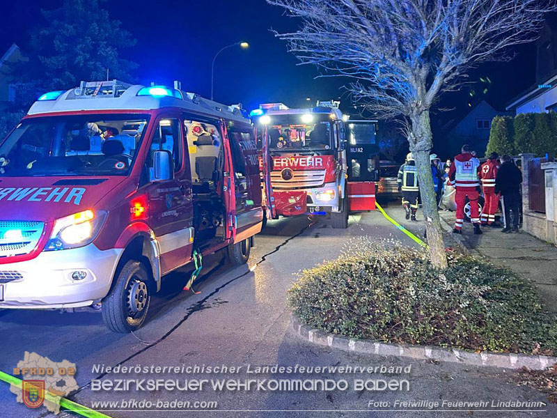 20251120_Wohnhausbrand in Enzesfeld Foto: Freiwillige Feuerwehr Lindabrunn 20251120_Wohnhausbrand in Enzesfeld Foto: Freiwillige Feuerwehr Lindabrunn