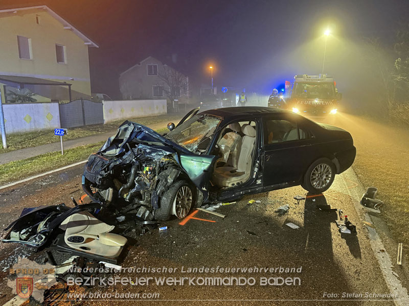 20251208_Frontalzusammensto� auf der B60 zwsichen Unterwaltersdorf und Weigelsdorf  Foto: Stefan Schneider BFKDO BADEN