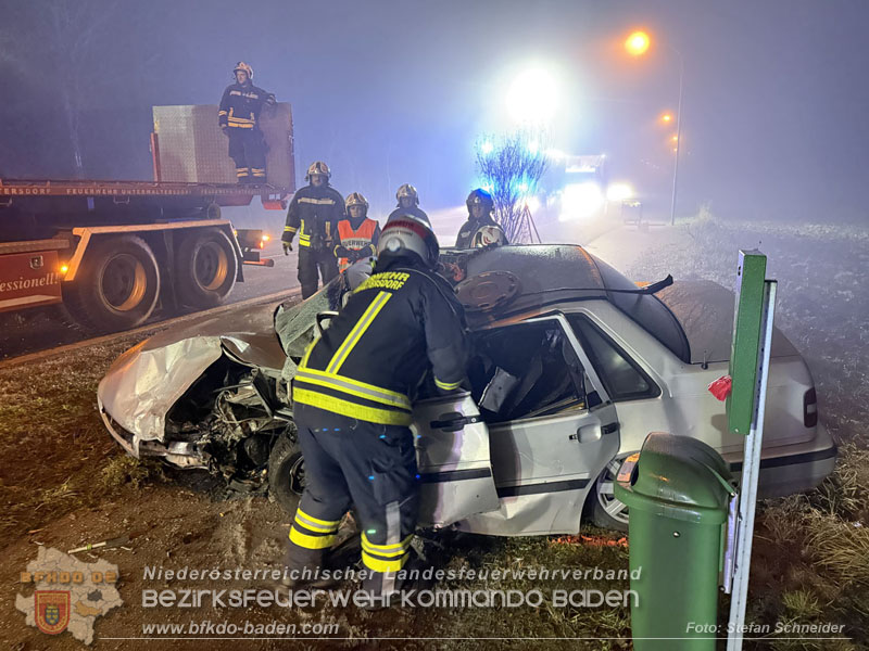 20251208_Frontalzusammensto� auf der B60 zwsichen Unterwaltersdorf und Weigelsdorf Foto: Stefan Schneider BFKDO BADEN