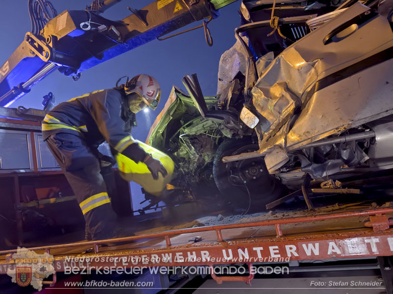 20251208_Frontalzusammensto� auf der B60 zwsichen Unterwaltersdorf und Weigelsdorf Foto: Stefan Schneider BFKDO BADEN