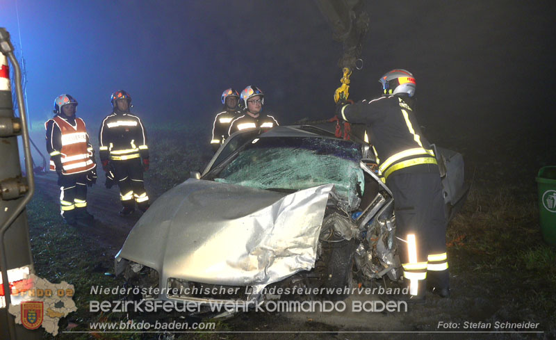 20251208_Frontalzusammensto� auf der B60 zwsichen Unterwaltersdorf und Weigelsdorf Foto: Stefan Schneider BFKDO BADEN