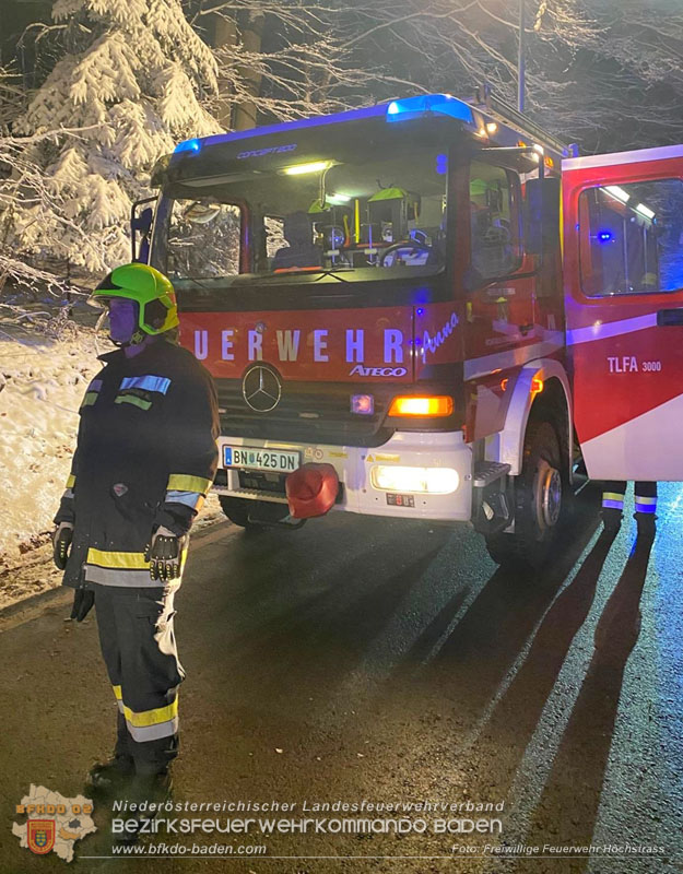 20251226_Erfolgreiche Personensuche nach Verkehrsunfall auf der L125 bei Hochstra&szlig;  Foto: FF Hochstra&szlig;