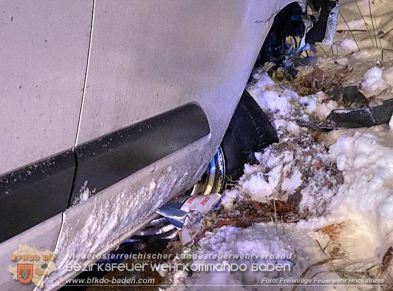 20251226_Erfolgreiche Personensuche nach Verkehrsunfall auf der L125 bei Hochstra&szlig;  Foto: FF Hochstra&szlig;