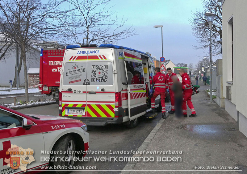 20251226_Eine verletzte Person nach K�chenbrand in Bad V�slau  Foto: Stefan Schneider BFKDO BADEN