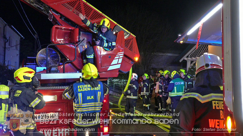 20251227_N�chtlicher Brand in Baden mit Herausforderungen f�r die Einsatzkr�fte Foto: Stefan Schneider FF Baden-Stadt