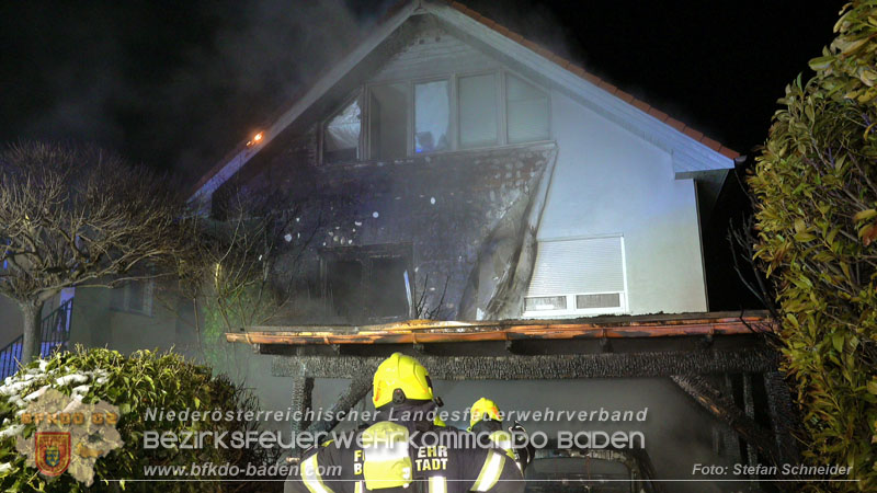 20251227_N�chtlicher Brand in Baden mit Herausforderungen f�r die Einsatzkr�fte Foto: Stefan Schneider FF Baden-Stadt