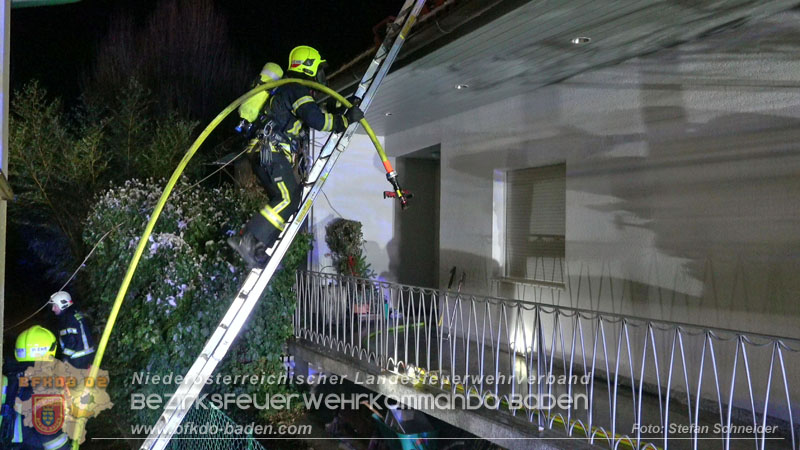 20251227_N�chtlicher Brand in Baden mit Herausforderungen f�r die Einsatzkr�fte Foto: Stefan Schneider FF Baden-Stadt