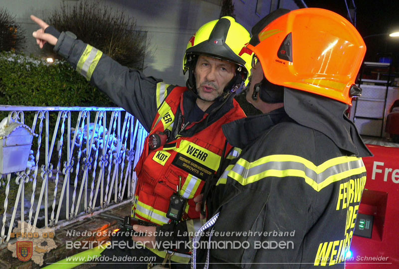 20251227_N�chtlicher Brand in Baden mit Herausforderungen f�r die Einsatzkr�fte Foto: Stefan Schneider FF Baden-Stadt