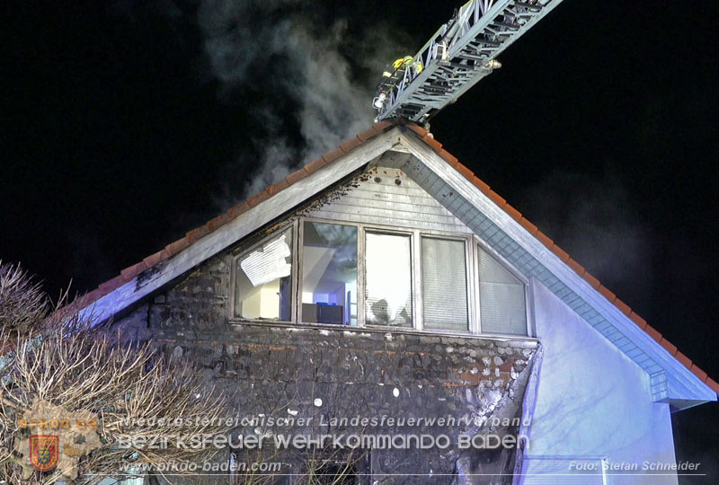 20251227_N�chtlicher Brand in Baden mit Herausforderungen f�r die Einsatzkr�fte Foto: Stefan Schneider FF Baden-Stadt