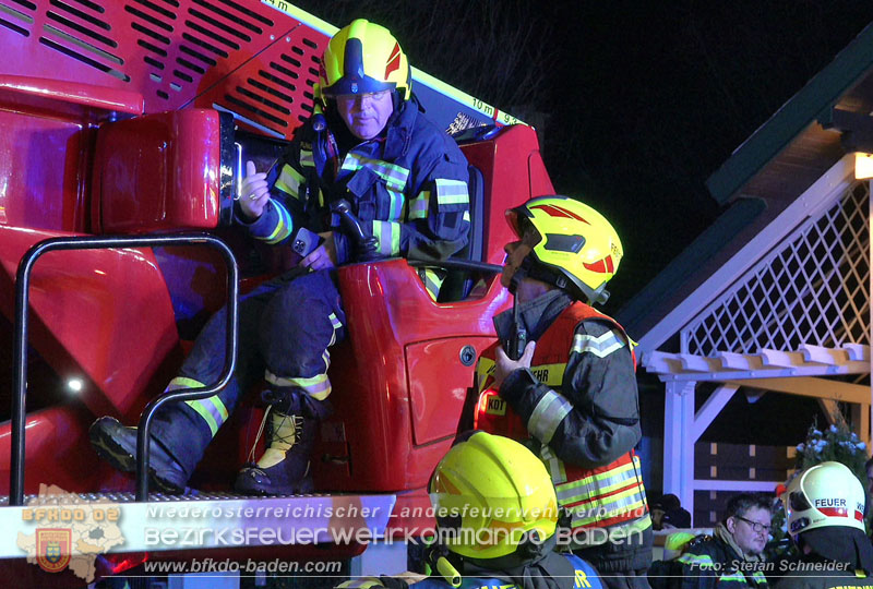20251227_N�chtlicher Brand in Baden mit Herausforderungen f�r die Einsatzkr�fte Foto: Stefan Schneider FF Baden-Stadt