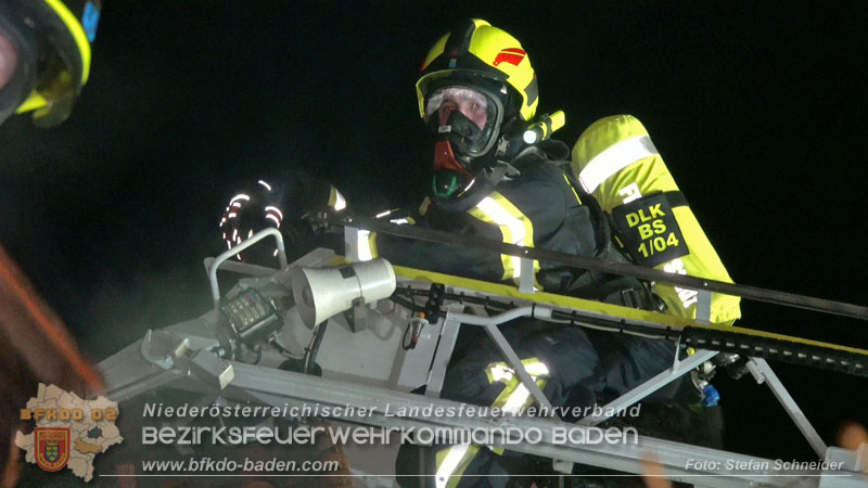 20251227_N�chtlicher Brand in Baden mit Herausforderungen f�r die Einsatzkr�fte Foto: Stefan Schneider FF Baden-Stadt