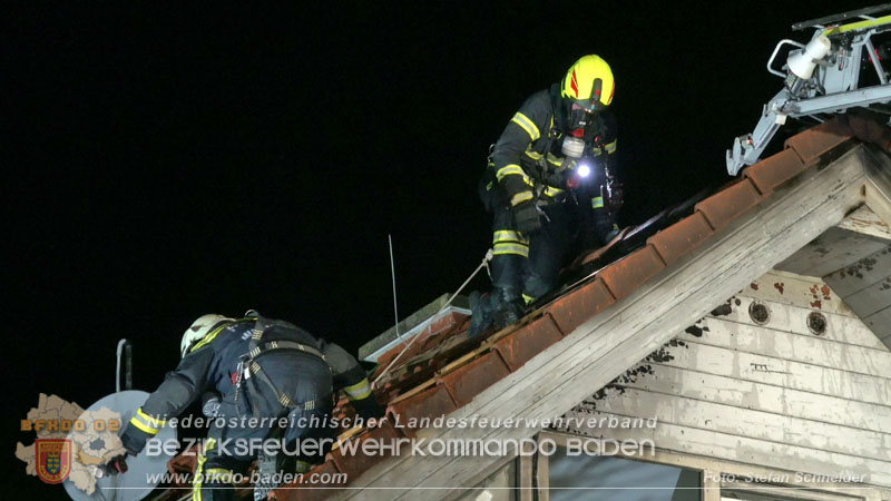 20251227_N�chtlicher Brand in Baden mit Herausforderungen f�r die Einsatzkr�fte Foto: Stefan Schneider FF Baden-Stadt