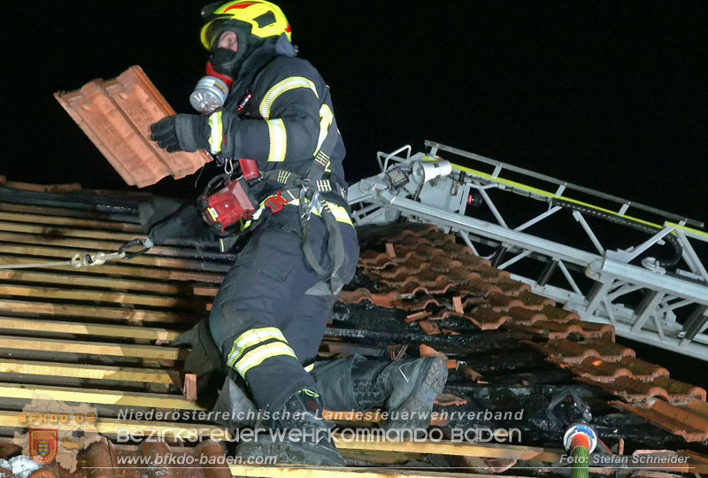 20251227_N�chtlicher Brand in Baden mit Herausforderungen f�r die Einsatzkr�fte Foto: Stefan Schneider FF Baden-Stadt