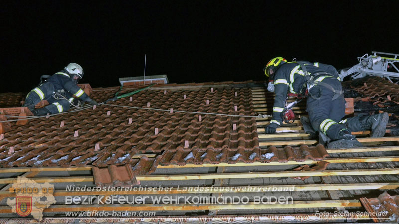 20251227_N�chtlicher Brand in Baden mit Herausforderungen f�r die Einsatzkr�fte Foto: Stefan Schneider FF Baden-Stadt