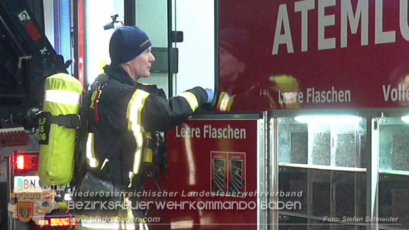 20251227_N�chtlicher Brand in Baden mit Herausforderungen f�r die Einsatzkr�fte Foto: Stefan Schneider FF Baden-Stadt