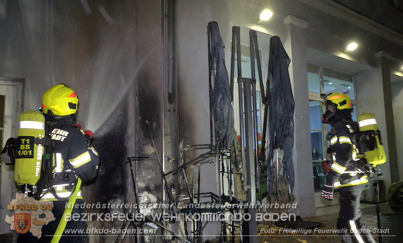 20251231_Kleinbrand in einem Badener Gastgarten Foto: Stefan Schneider FF Baden-Stadt 20251231_Kleinbrand in einem Badener Gastgarten Foto: Stefan Schneider FF Baden-Stadt