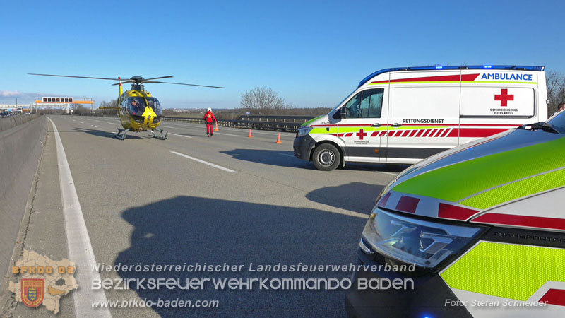 20260103_Pkw prallt gegen Streckendienstfahrzeug auf der A2  Foto: Stefan Schneider BFKDO BADEN