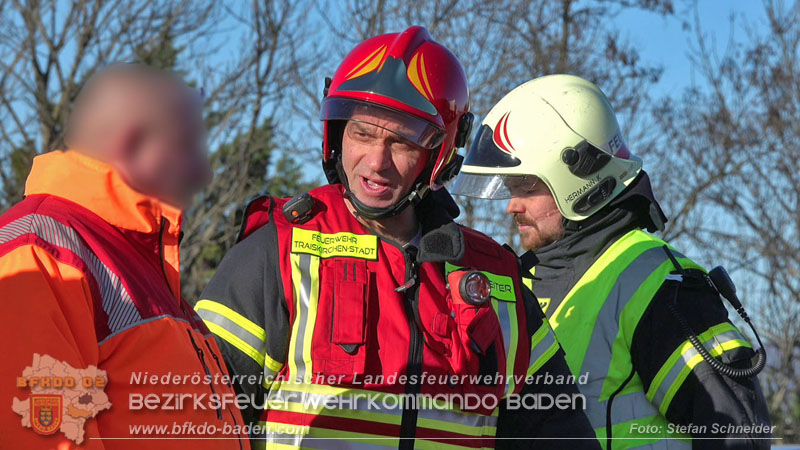 20260103_Pkw prallt gegen Streckendienstfahrzeug auf der A2 Foto: Stefan Schneider BFKDO BADEN