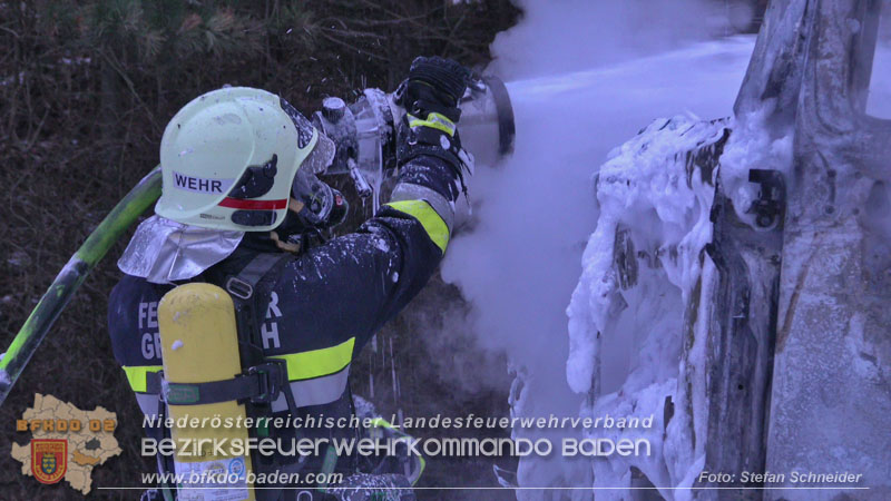 20260109_Vollbrand LKW Sattelzug auf der A21 bei Heiligenkreuz N� fordert Einsatzkr�fte �ber Stunden  Foto: Stefan Schneider BFKDO BADEN