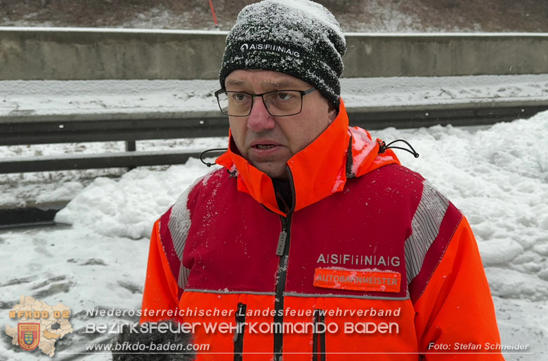 20260109_Vollbrand LKW Sattelzug auf der A21 bei Heiligenkreuz N� fordert Einsatzkr�fte �ber Stunden  Foto: Stefan Schneider BFKDO BADEN