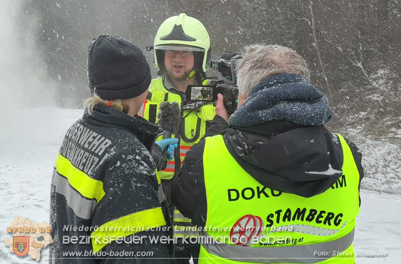 20260109_Vollbrand LKW Sattelzug auf der A21 bei Heiligenkreuz N� fordert Einsatzkr�fte �ber Stunden  Foto: Stefan Schneider BFKDO BADEN