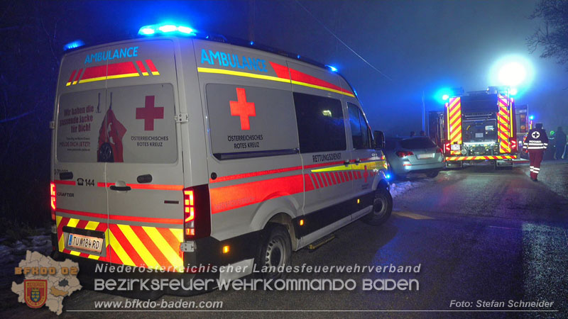 20260128_Feuerwehr rettet Frau aus Brandwohnung in Baden  Foto: Stefan Schneider