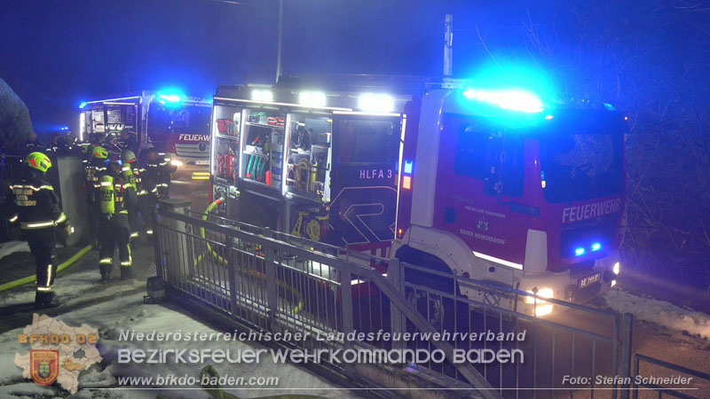 20260128_Feuerwehr rettet Frau aus Brandwohnung in Baden Foto: Stefan Schneider