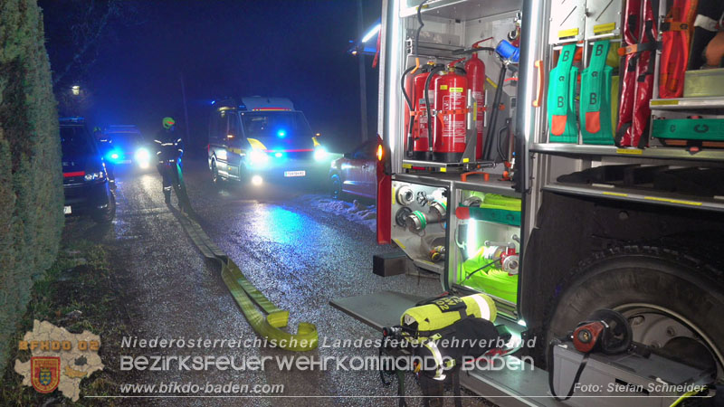 20260128_Feuerwehr rettet Frau aus Brandwohnung in Baden Foto: Stefan Schneider