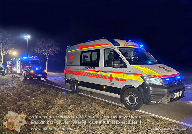 20260209_Verkehrsunfall auf der L4043 mit 5 Verletzte bei Mitterndorf a.d. Fischa Foto: Stefan Schneider BFKDO BADEN