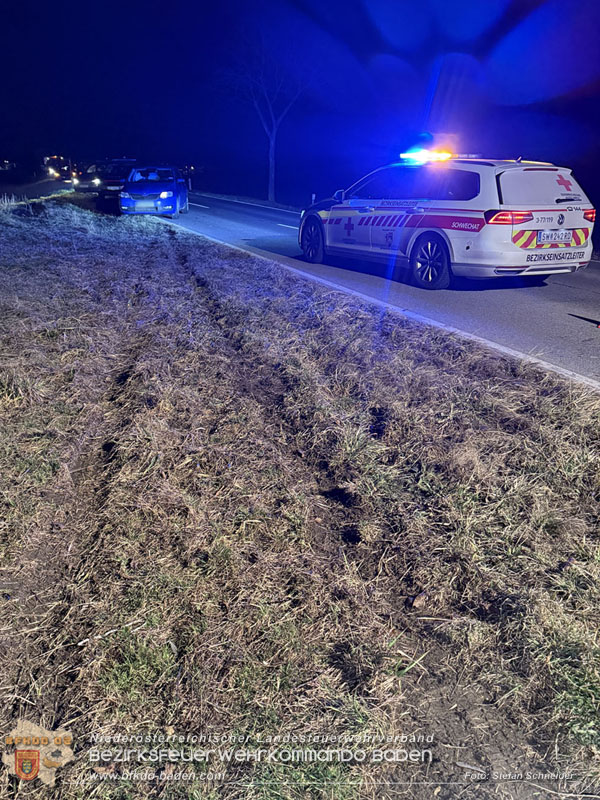 20260209_Verkehrsunfall auf der L4043 mit 5 Verletzte bei Mitterndorf a.d. Fischa Foto: Stefan Schneider BFKDO BADEN
