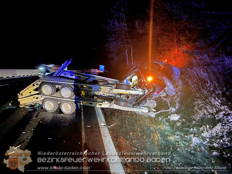 20260216_Nächtlicher Auffahrunfall auf der A21 fordert umfangreiche Bergungsarbeiten Foto: FF Alland 20260216_Nächtlicher Auffahrunfall auf der A21 fordert umfangreiche Bergungsarbeiten Foto: FF Alland