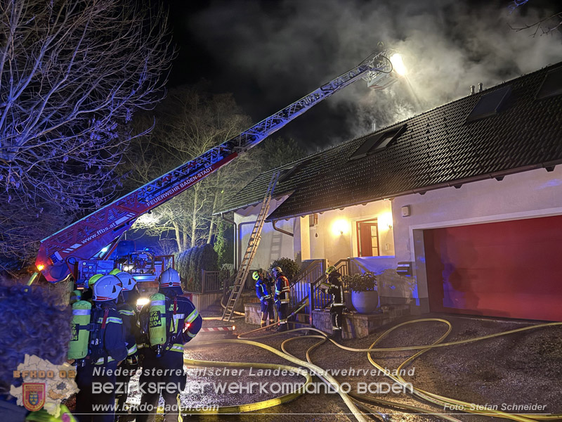 20260225_Wohnhausbrand in Siegenfeld - Familie kann sich ins Freie retten  Foto: Stefan Schneider FF Baden-Stadt