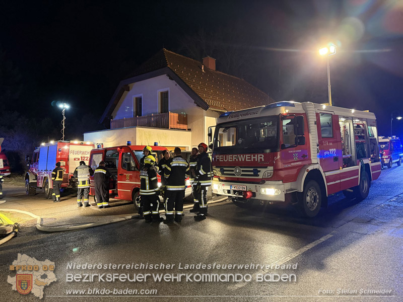 20260225_Wohnhausbrand in Siegenfeld - Familie kann sich ins Freie retten Foto: Stefan Schneider FF Baden-Stadt
