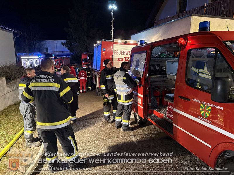 20260225_Wohnhausbrand in Siegenfeld - Familie kann sich ins Freie retten Foto: Stefan Schneider FF Baden-Stadt