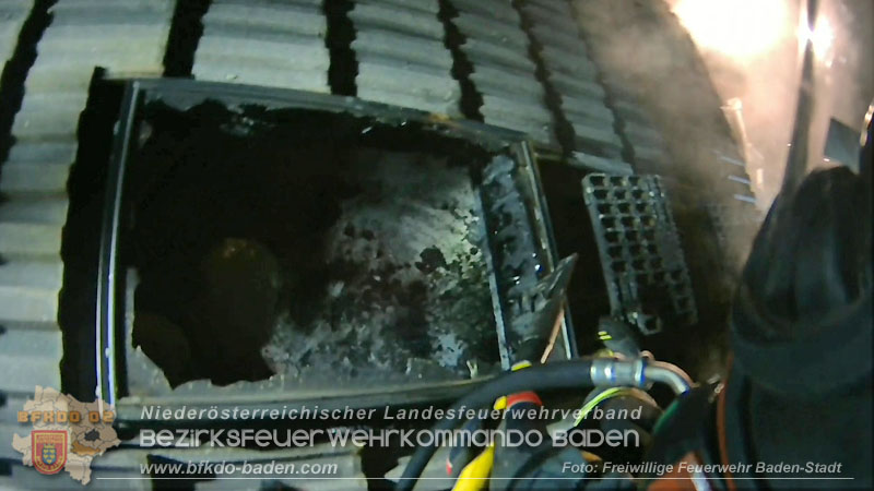 20260225_Wohnhausbrand in Siegenfeld - Familie kann sich ins Freie retten Foto: Victor van de Castell FF Baden-Stadt 20260225_Wohnhausbrand in Siegenfeld - Familie kann sich ins Freie retten Foto: Victor van de Castell FF Baden-Stadt