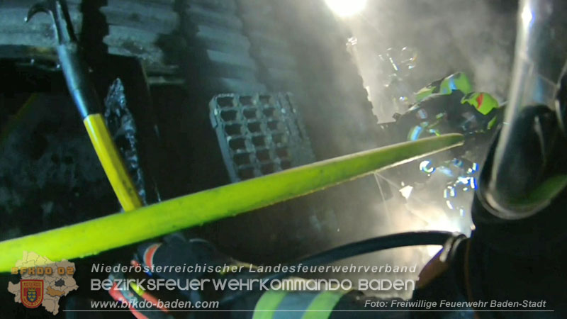 20260225_Wohnhausbrand in Siegenfeld - Familie kann sich ins Freie retten Foto: Victor van de Castell FF Baden-Stadt 20260225_Wohnhausbrand in Siegenfeld - Familie kann sich ins Freie retten Foto: Victor van de Castell FF Baden-Stadt