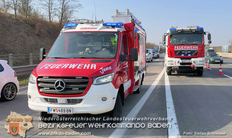 20260310_Senior verunfallt bei der Ausfahrt Baden auf der A2 Foto: Stefan Schneider BFKDO BADEN 20260310_Senior verunfallt bei der Ausfahrt Baden auf der A2 Foto: Stefan Schneider BFKDO BADEN