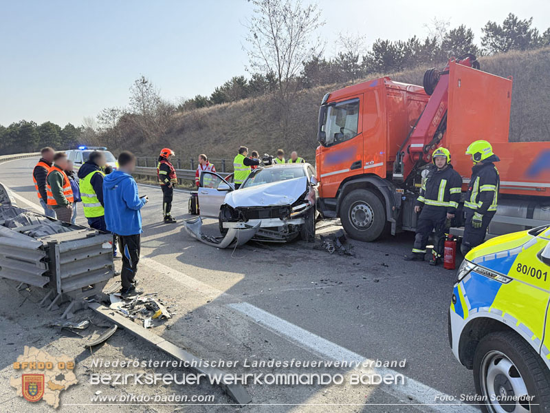 20260310_Senior verunfallt bei der Ausfahrt Baden auf der A2  Foto: Stefan Schneider BFKDO BADEN