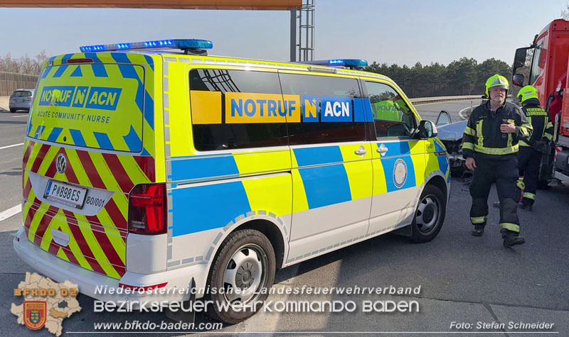 20260310_Senior verunfallt bei der Ausfahrt Baden auf der A2 Foto: Stefan Schneider BFKDO BADEN 20260310_Senior verunfallt bei der Ausfahrt Baden auf der A2 Foto: Stefan Schneider BFKDO BADEN
